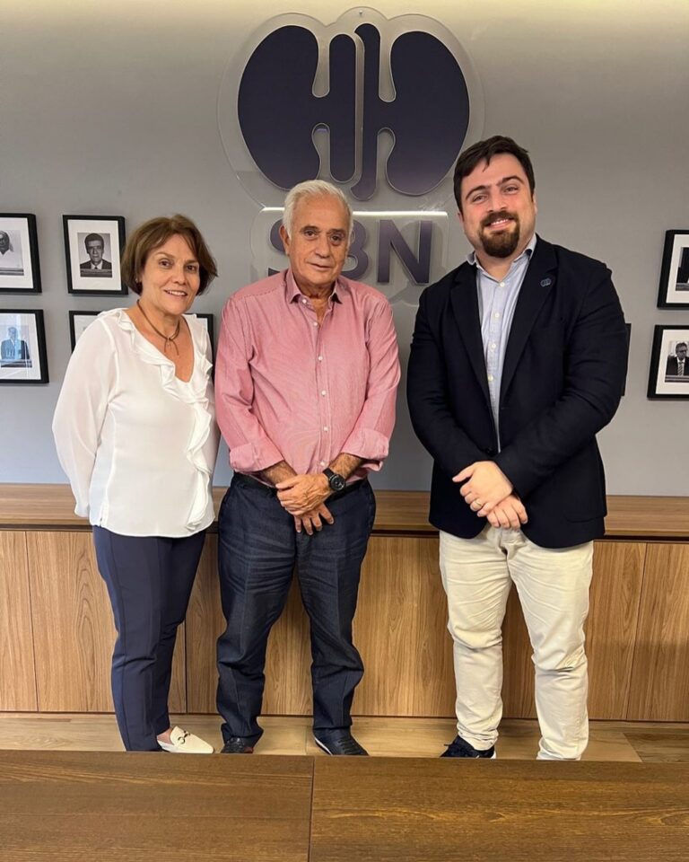 Ex-Presidente, João Cezar Mendes Moreira, visita a nova sede da SBN
