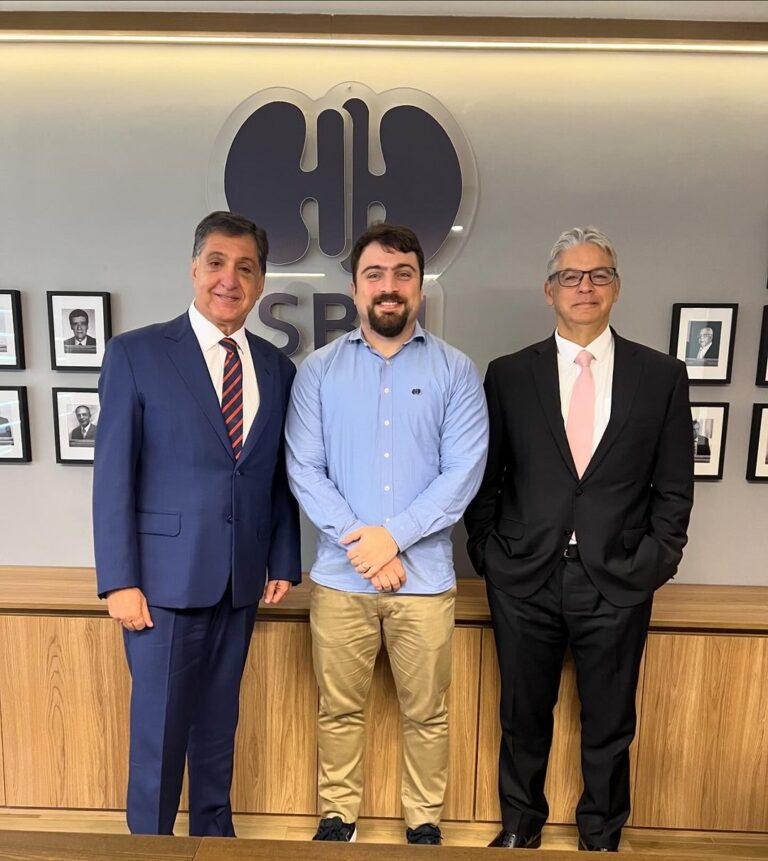 Casa do Nefrologista recebe visita da diretoria da Associação Brasileira de Centros de Diálise e Transplante