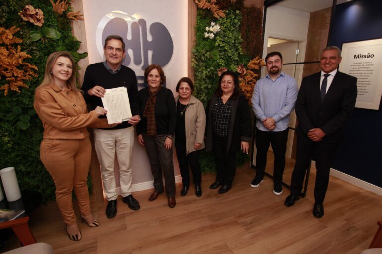 Momento histórico para a nefrologia paulista! Diretoria da Sonesp assinou a Escritura que marca a aquisição da sua sede própria