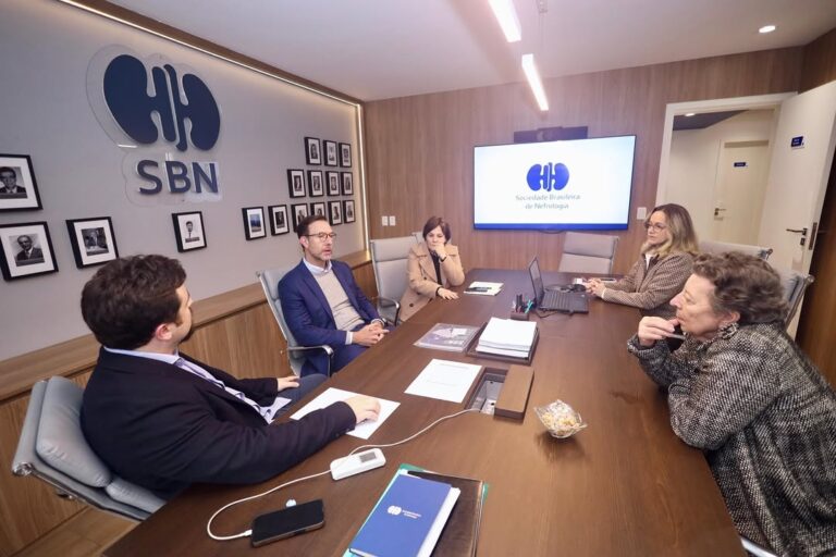 SBN recebe Secretário Adjunto de Saúde de São Paulo para discutir avanços na nefrologia