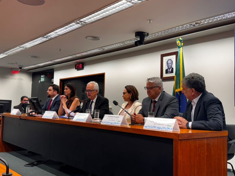 SBN participa de audiência pública no Senado Federal para discutir o reajuste da diálise no SUS