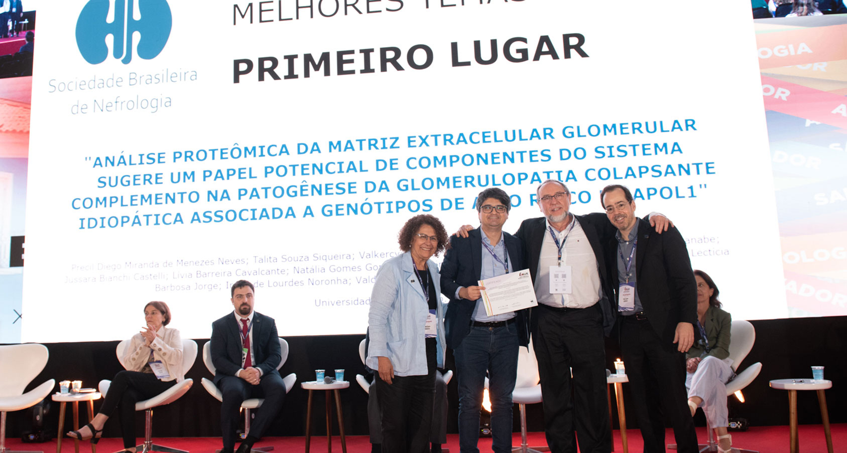 Primeiro Lugar - Melhor Tema Livre